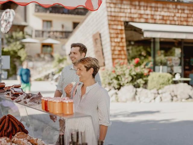 Markt in der Berau-Bucht