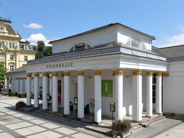 Sommerausstellung "Zwischen Wasser & Licht" - Gmundner Kunstverein