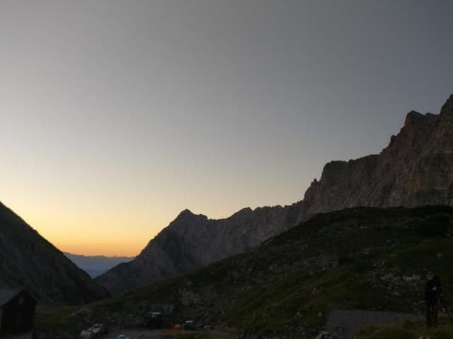 Sonnenaufgangs- BERG- tour