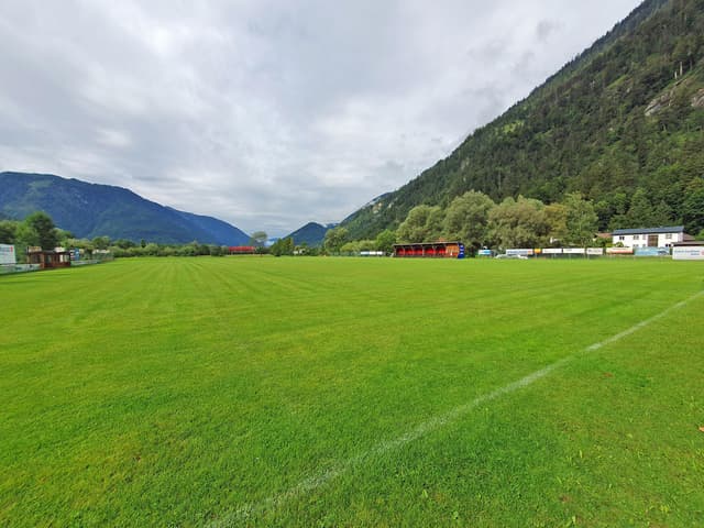 Fußballspiel ASKÖ Ebensee - SV Aurach